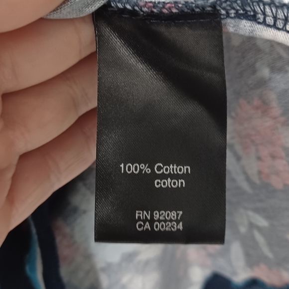 Saks Fifth Avenue Floral T Shirt - Picture 7 of 7